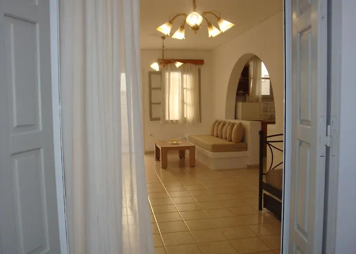 'naxian Family * Naxos City