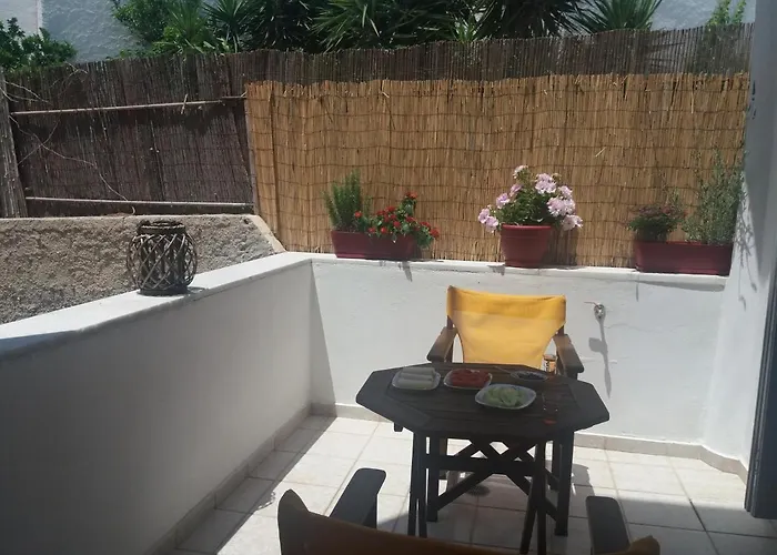 'naxian Family Naxos City