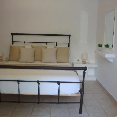 'naxian Family Naxos City