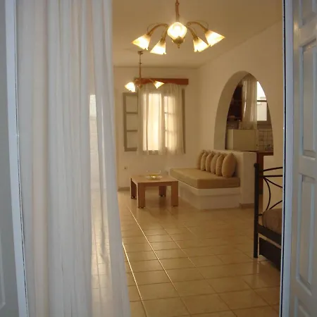 'naxian Family * Naxos City