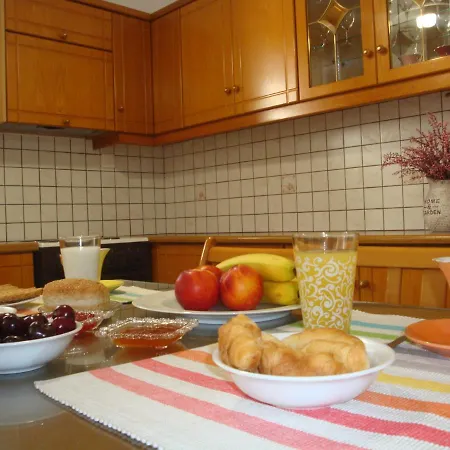 'naxian Family * Naxos City